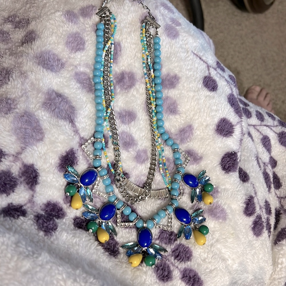 MULTI STRAND COSTUME JEWELRY